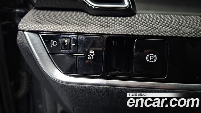 Kia Sportage (V) Diesel 2.0 2WD Prestige 2022 — фото 14