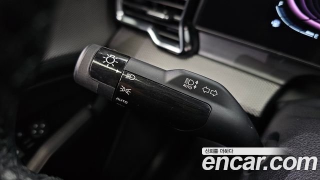 Kia Sportage (V) Diesel 2.0 2WD Prestige 2022 — фото 19