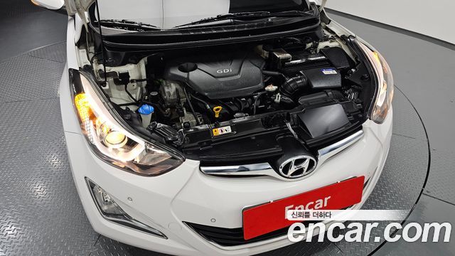 Hyundai Avante 1.6 GDi 10 Million Limited Standard 2015 — фото 6