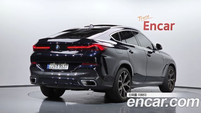 BMW X6 (G06) xDrive40i M Sport 2023 — фото 2