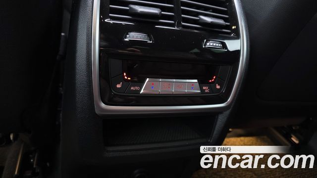 BMW X6 (G06) xDrive40i M Sport 2023 — фото 33