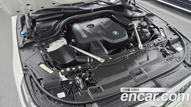 BMW 5 Series (G60) 520i 2024 — фото 6