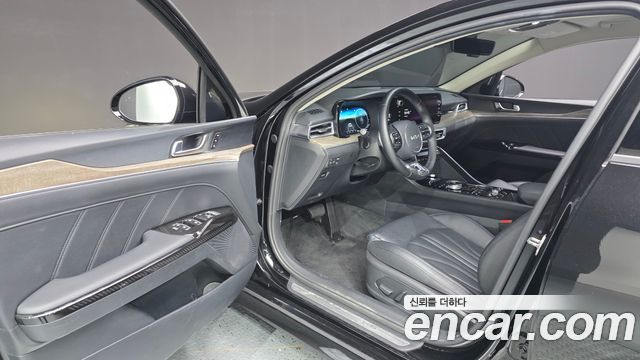 Kia K5 (III) 2.0 Signature 2023 — фото 10