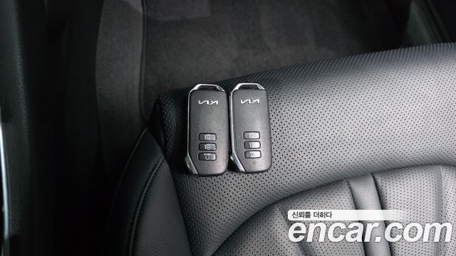Kia K5 (III) 2.0 Signature 2023 — фото 16