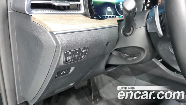 Kia K5 (III) 2.0 Signature 2023 — фото 27