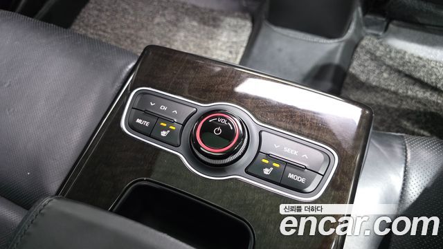 Kia K7 LPI 3.0 Prestige 2013 — фото 18