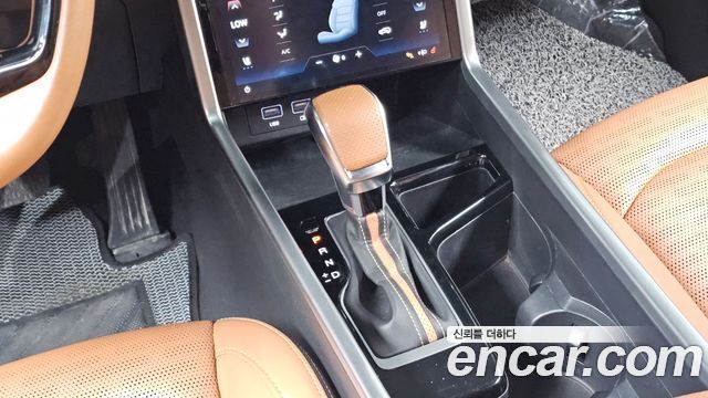 KG Mobility (SsangYong) Torres Gasoline 1.5 2WD T7 2023 — фото 9