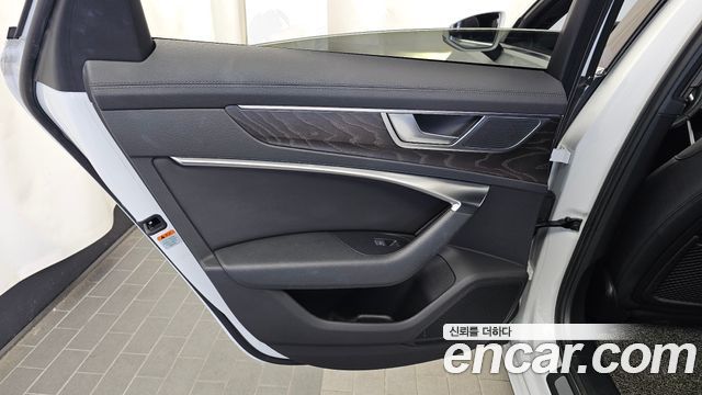 Audi A6 (C8) 45 TFSI Premium 2020 — фото 25