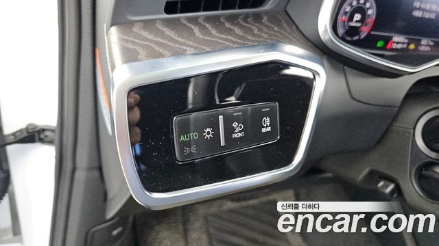 Audi A6 (C8) 45 TFSI Premium 2020 — фото 27