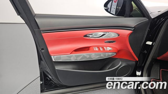 Genesis GV70 2.5T Gasoline AWD 2023 — фото 24