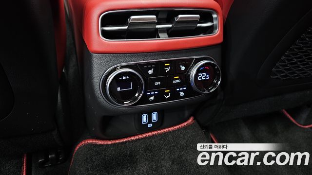 Genesis GV70 2.5T Gasoline AWD 2023 — фото 29