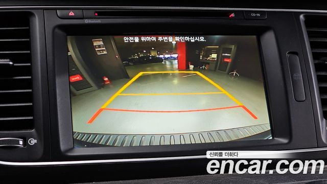 Kia Carnival 9-seater Luxury 2015 — фото 15