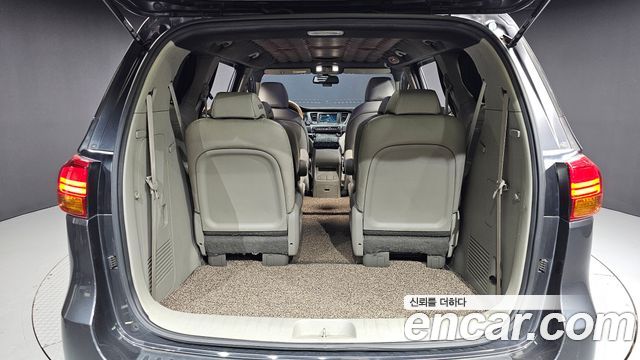 Kia Carnival 9-seater Luxury 2015 — фото 20