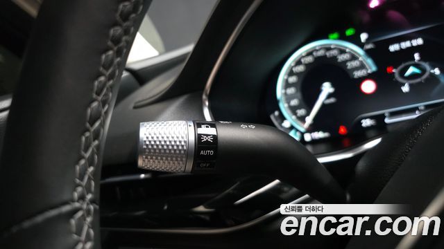 Genesis G80 (RG3) Gasoline 2.5 Turbo AWD 2022 — фото 36