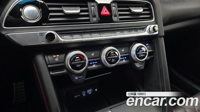 Genesis G70 3.3T Sport Supreme 2018 — фото 18