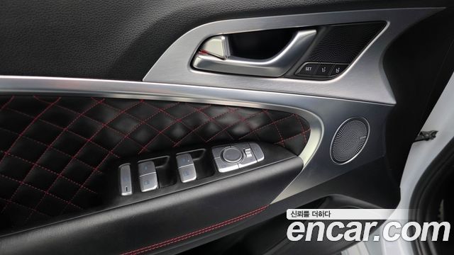 Genesis G70 3.3T Sport Supreme 2018 — фото 33