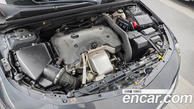 Chevrolet Malibu 2.0 Turbo LTZ Premium 2017 — фото 6