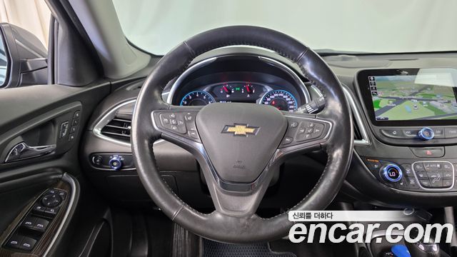 Chevrolet Malibu 2.0 Turbo LTZ Premium 2017 — фото 16