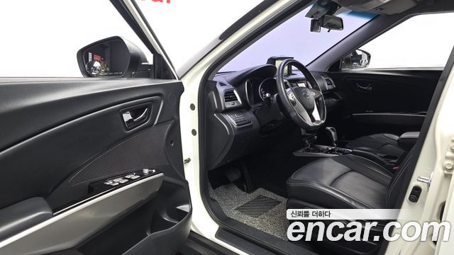 KG Mobility (SsangYong) Tivoli VX 2WD 2016 — фото 10