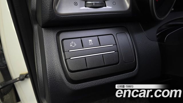 KG Mobility (SsangYong) Tivoli VX 2WD 2016 — фото 27