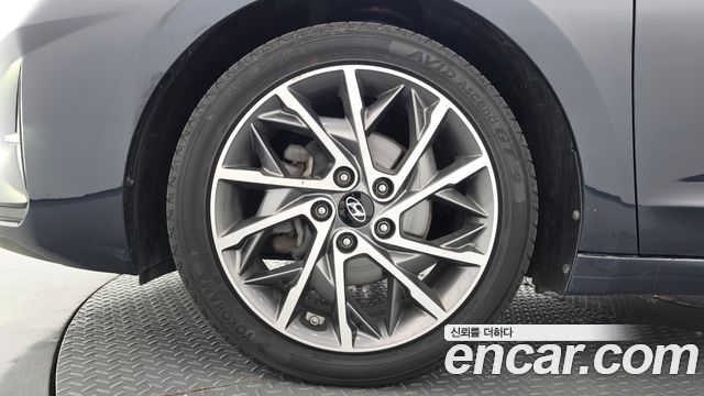 Hyundai Avante (AD) 1.6 Premium 2020 — фото 5
