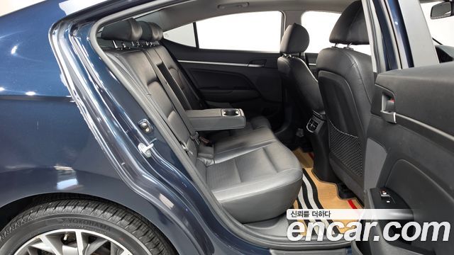 Hyundai Avante (AD) 1.6 Premium 2020 — фото 11