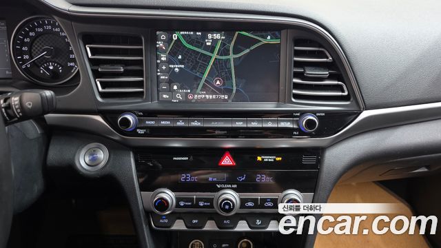 Hyundai Avante (AD) 1.6 Premium 2020 — фото 12