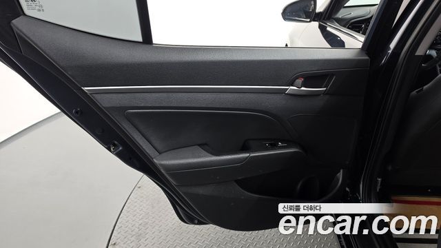 Hyundai Avante (AD) 1.6 Premium 2020 — фото 25