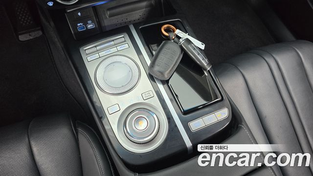 Genesis G80 (RG3) Gasoline 3.5 Turbo AWD 2022 — фото 9