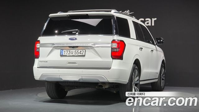 Ford Expedition Platinum 4WD 7Seater 2021 — фото 2