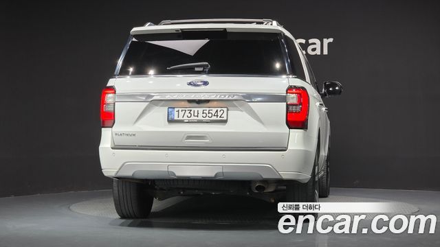 Ford Expedition Platinum 4WD 7Seater 2021 — фото 4