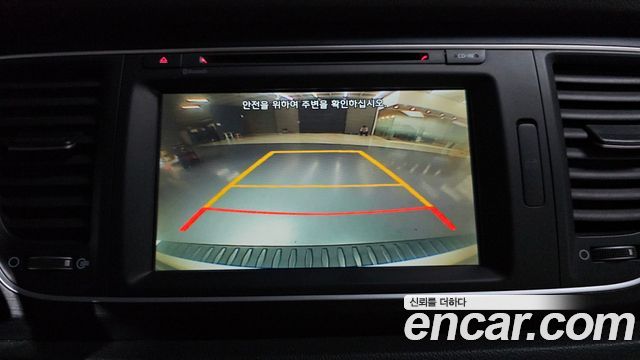 Kia Carnival 9-seater Luxury 2015 — фото 14