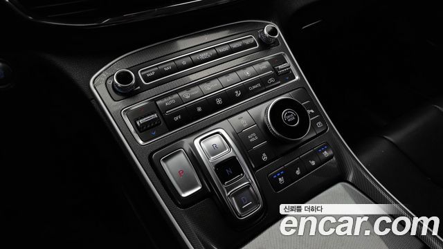 Hyundai Santa Fe Gasoline 2.5T 2WD Prestige 2022 — фото 9