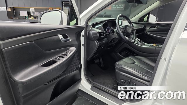 Hyundai Santa Fe Gasoline 2.5T 2WD Prestige 2022 — фото 10