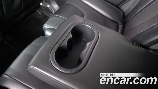 Hyundai Santa Fe Gasoline 2.5T 2WD Prestige 2022 — фото 30