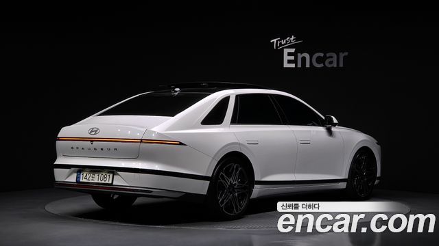 Hyundai Grandeur Hybrid (GN7) Exclusive 2023 — фото 2