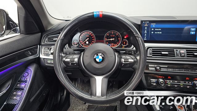 BMW 5 Series (F10) 520d xDrive M Aero Dynamic 2016 — фото 12