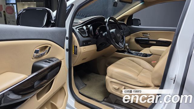 Kia Carnival 7-Seater Limousine President 2020 — фото 10