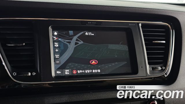Kia Carnival 7-seater Limousine VIP 2018 — фото 15