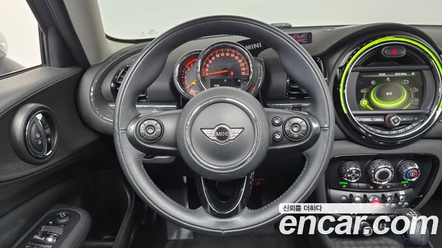 MINI Cooper D Clubman Standard 2nd 2018 — фото 17