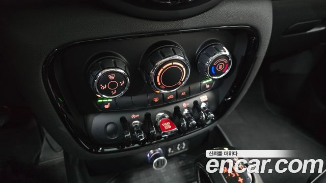 MINI Cooper D Clubman Standard 2nd 2018 — фото 36