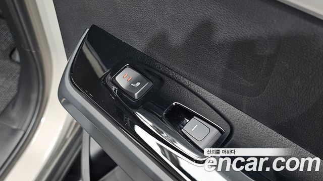 KG Mobility (SsangYong) Torres EVX E7 2024 — фото 21