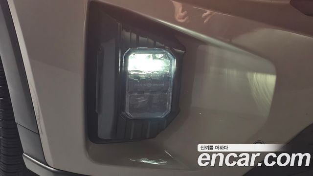 KG Mobility (SsangYong) Torres EVX E7 2024 — фото 28