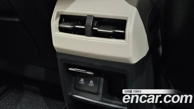 KG Mobility (SsangYong) Torres EVX E7 2024 — фото 33