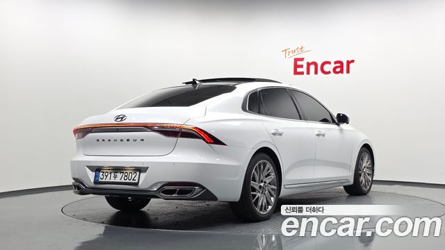 Hyundai Grandeur (IG) 2.5 Calligraphy 2021 — фото 2