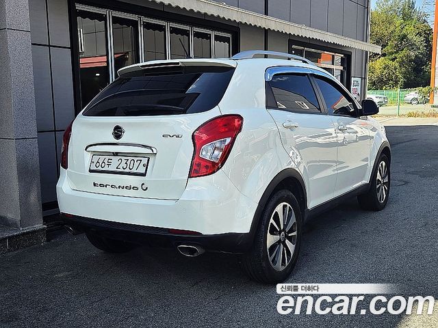 KG Mobility (SsangYong) Korando C 2.0 CVT 2WD High-Deluxe 2014 — фото 3