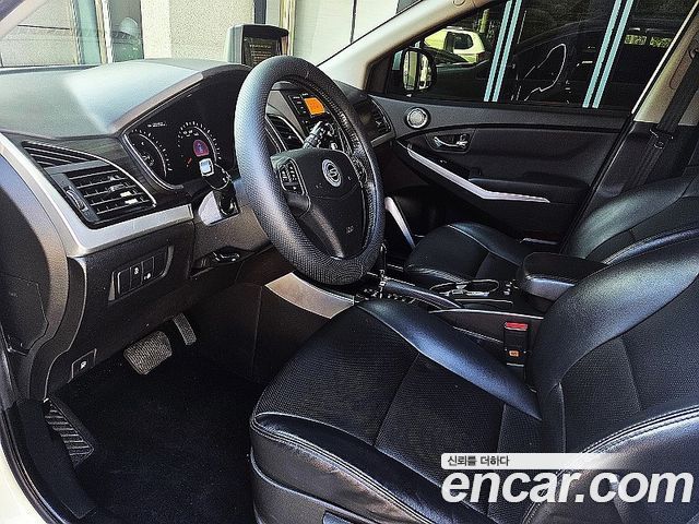 KG Mobility (SsangYong) Korando C 2.0 CVT 2WD High-Deluxe 2014 — фото 7