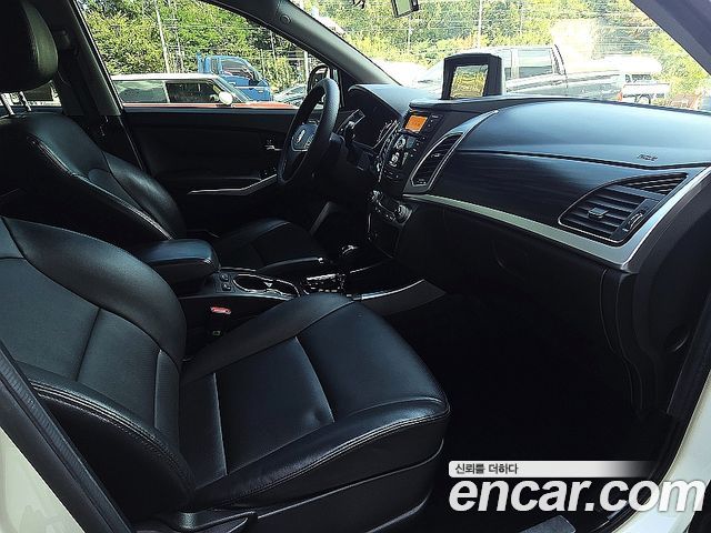 KG Mobility (SsangYong) Korando C 2.0 CVT 2WD High-Deluxe 2014 — фото 8