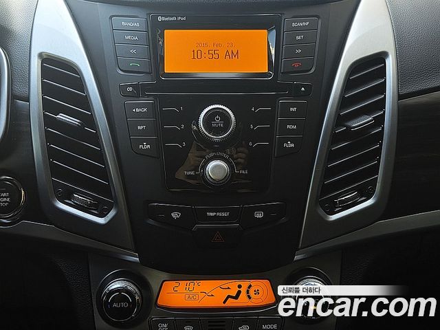 KG Mobility (SsangYong) Korando C 2.0 CVT 2WD High-Deluxe 2014 — фото 16