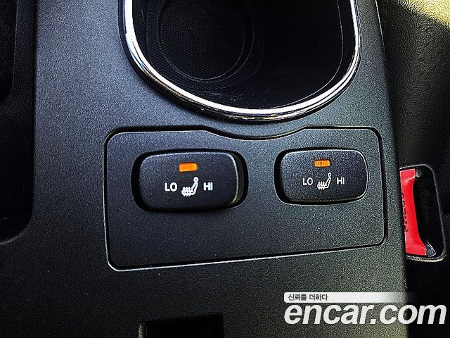 KG Mobility (SsangYong) Korando C 2.0 CVT 2WD High-Deluxe 2014 — фото 19